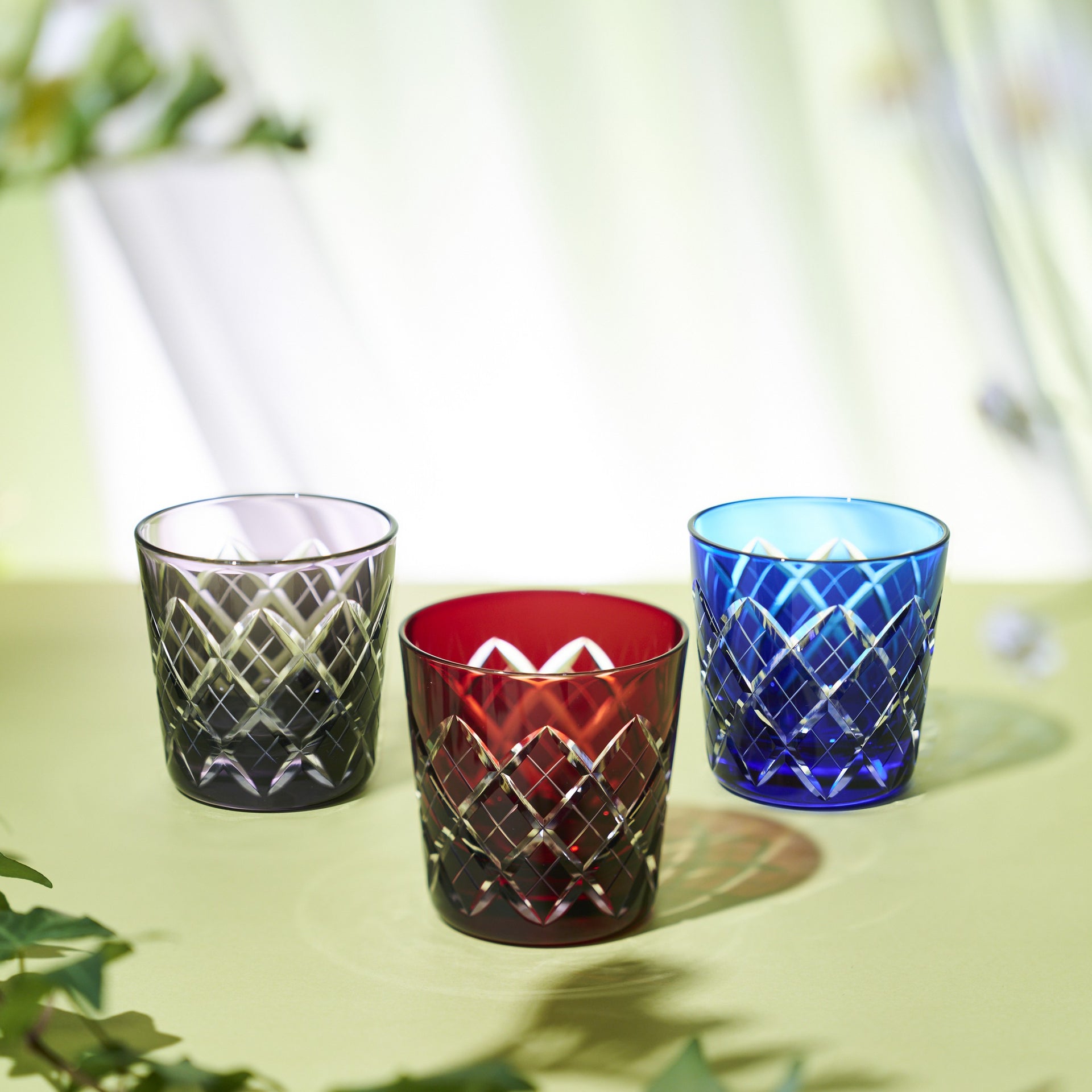 江戸切子　矢来紋　冷酒杯　江戸紫