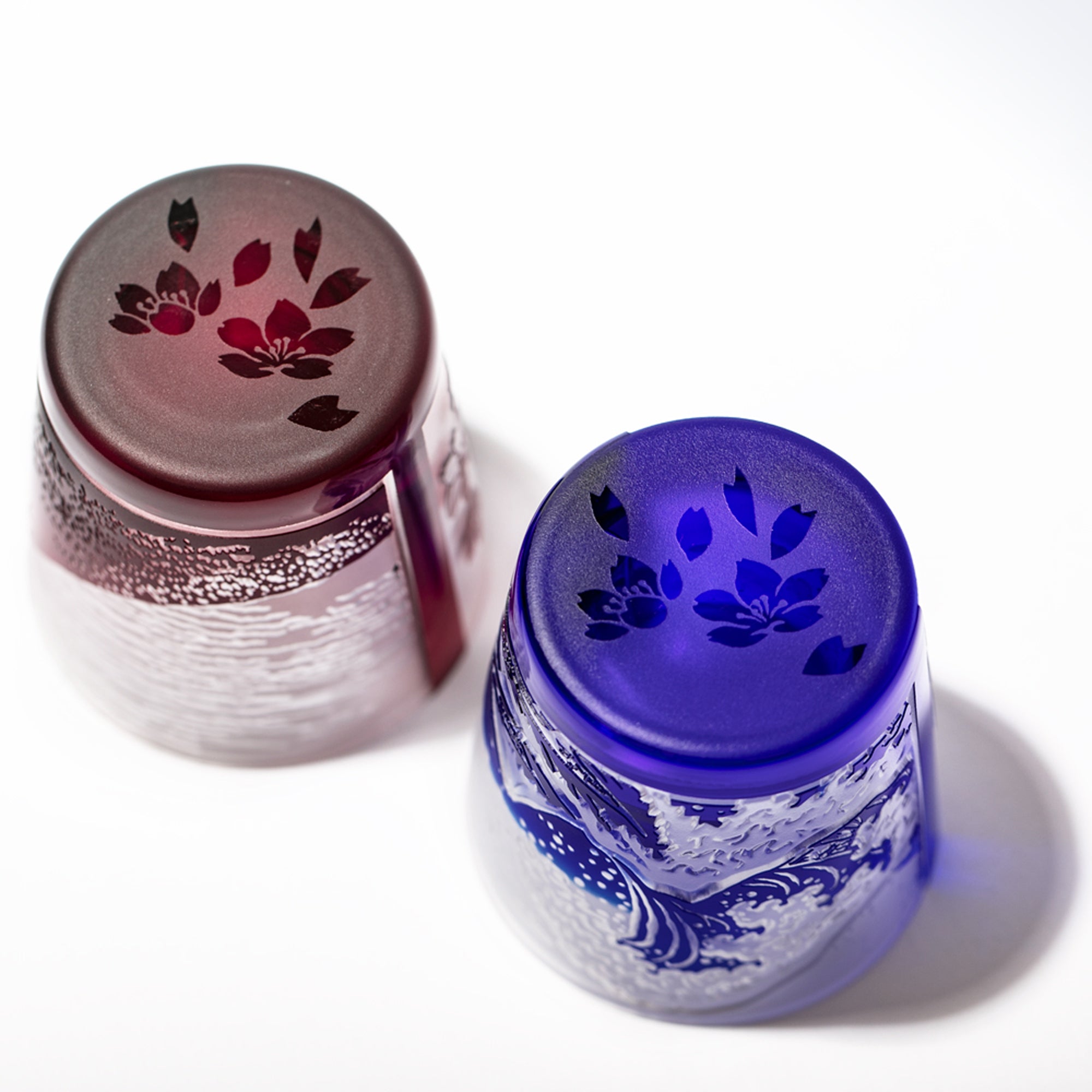 江戸硝子　赤富士・波富士に桜　フリーカップペア　赤・ルリ